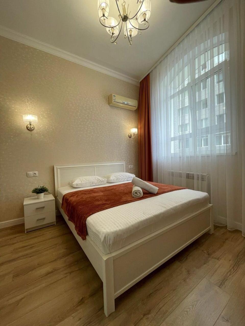 Rose Art Hotel Akmola Esterno foto