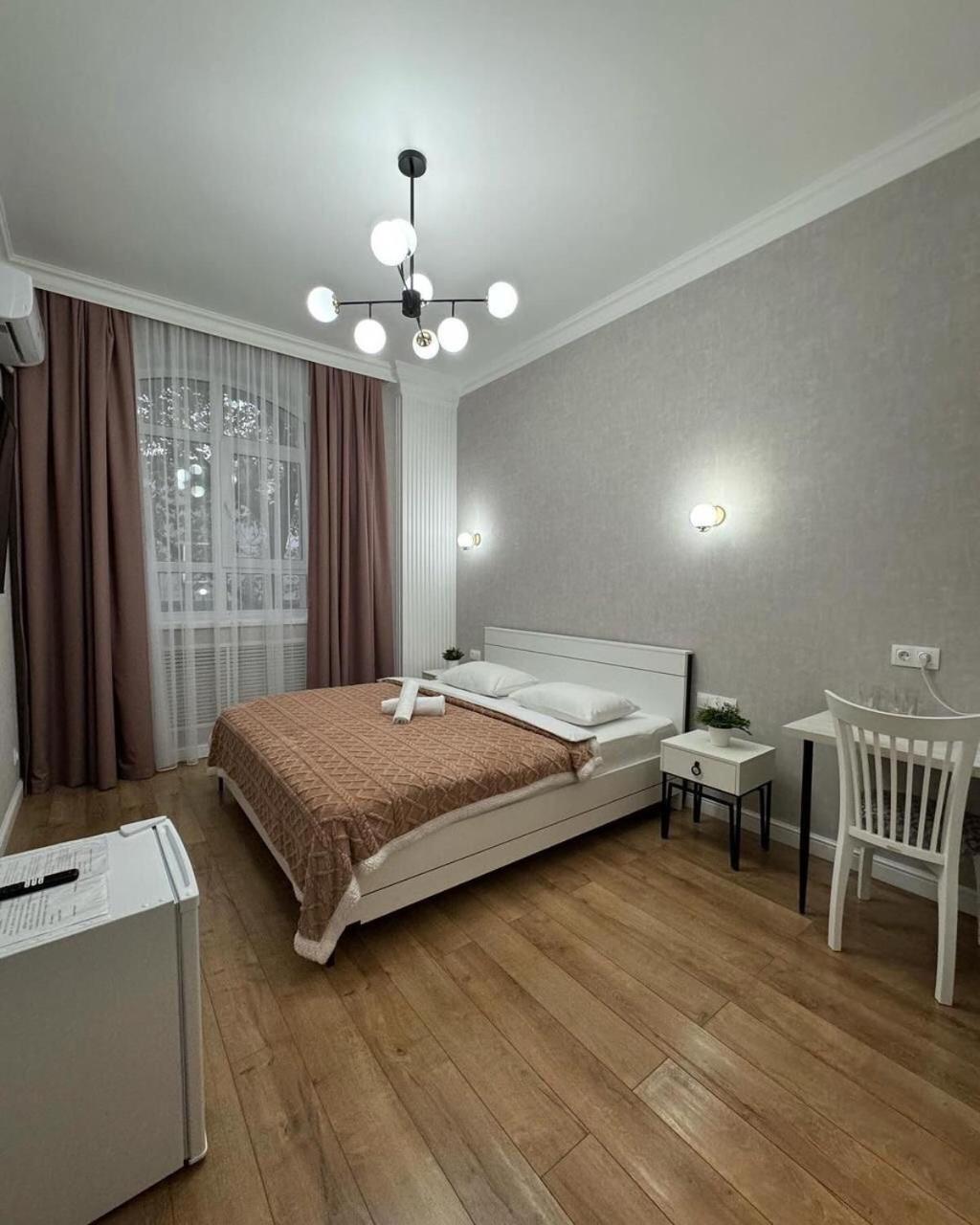 Rose Art Hotel Akmola Esterno foto